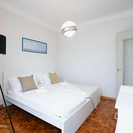 דירה Center Apartment, Sea View & Terrace סנרמו