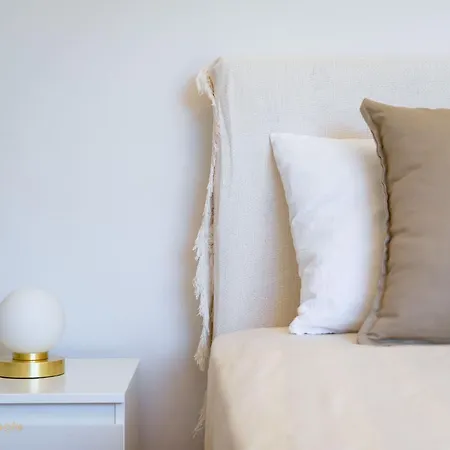 דירה Center Apartment, Sea View & Terrace *
