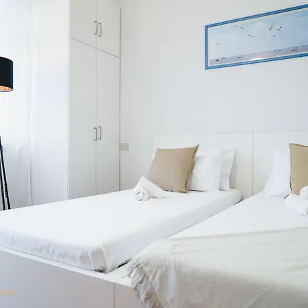 Apartment Center Apartment, Sea View & Terrace Sanremo